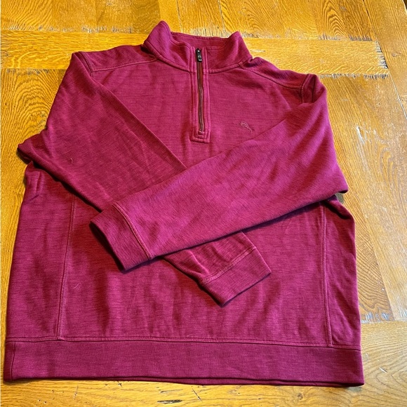 Tommy Bahama Other - NWOT Tommy Bahama men’s M red/maroon textured 1/4 zip, Smokefree home